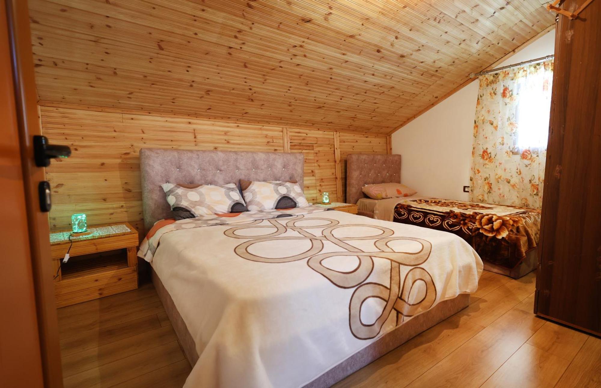 베라트 Samuela Cozy Retreat 빌라 외부 사진