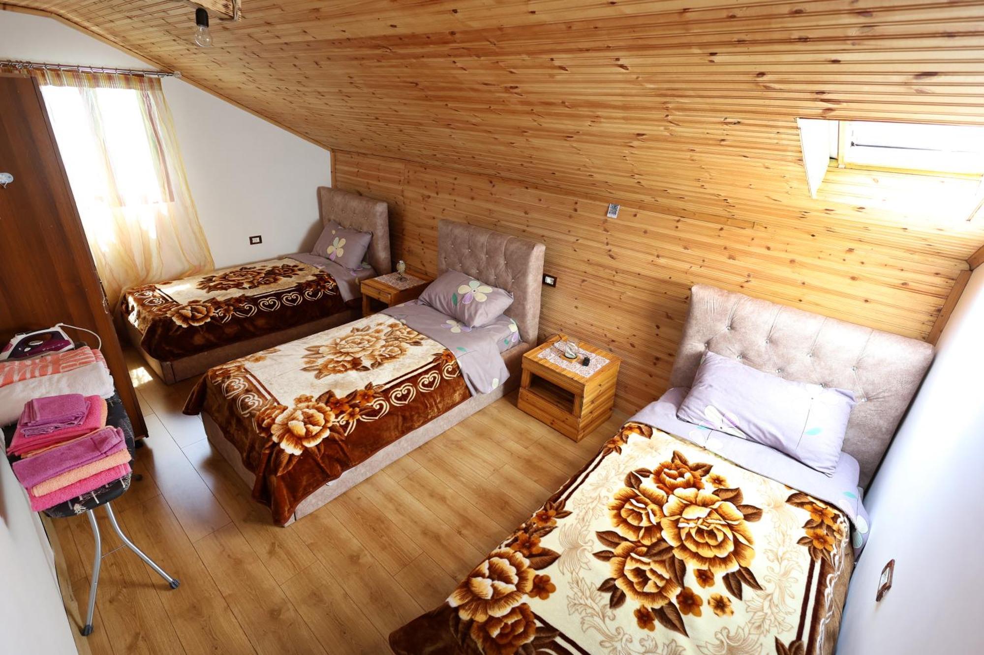 베라트 Samuela Cozy Retreat 빌라 외부 사진