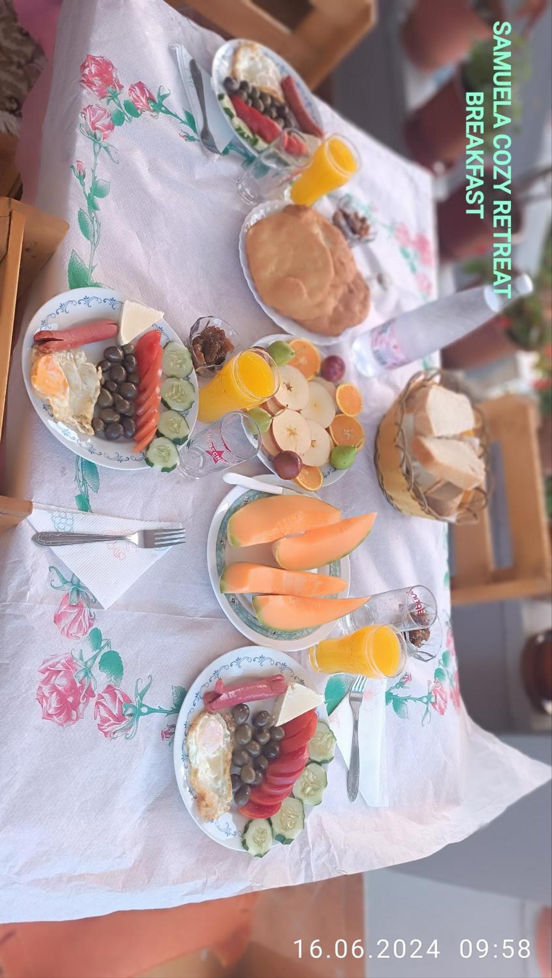 베라트 Samuela Cozy Retreat 빌라 외부 사진