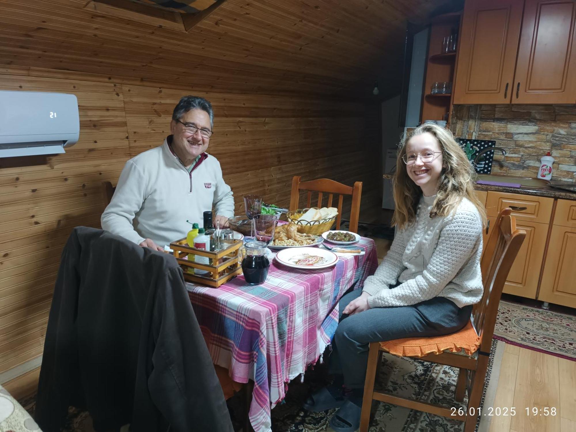 베라트 Samuela Cozy Retreat 빌라 외부 사진
